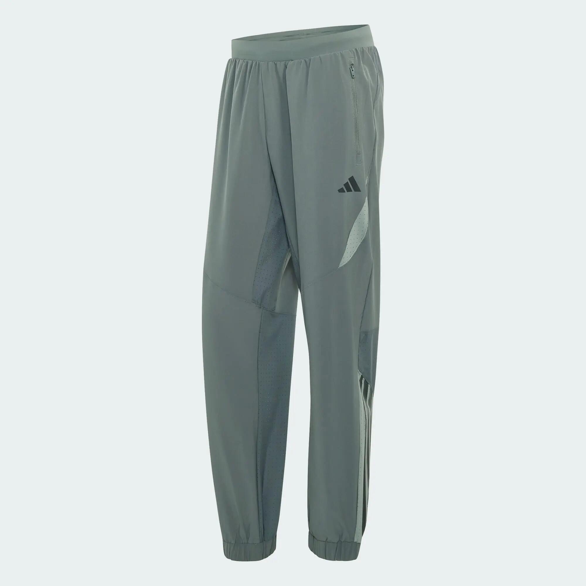 TECH ESSENTIALS WORKOUT TRAININGSHOSE 2/5