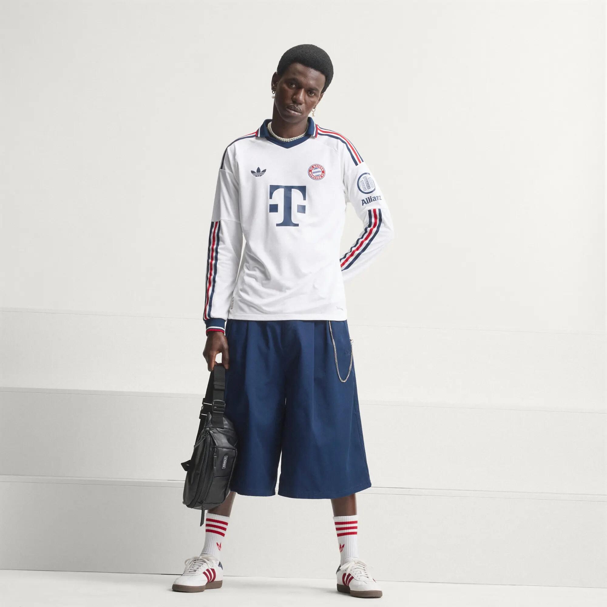 Venkovní dres s dlouhým rukávem FC Bayern 26/27 Authentic 4/15