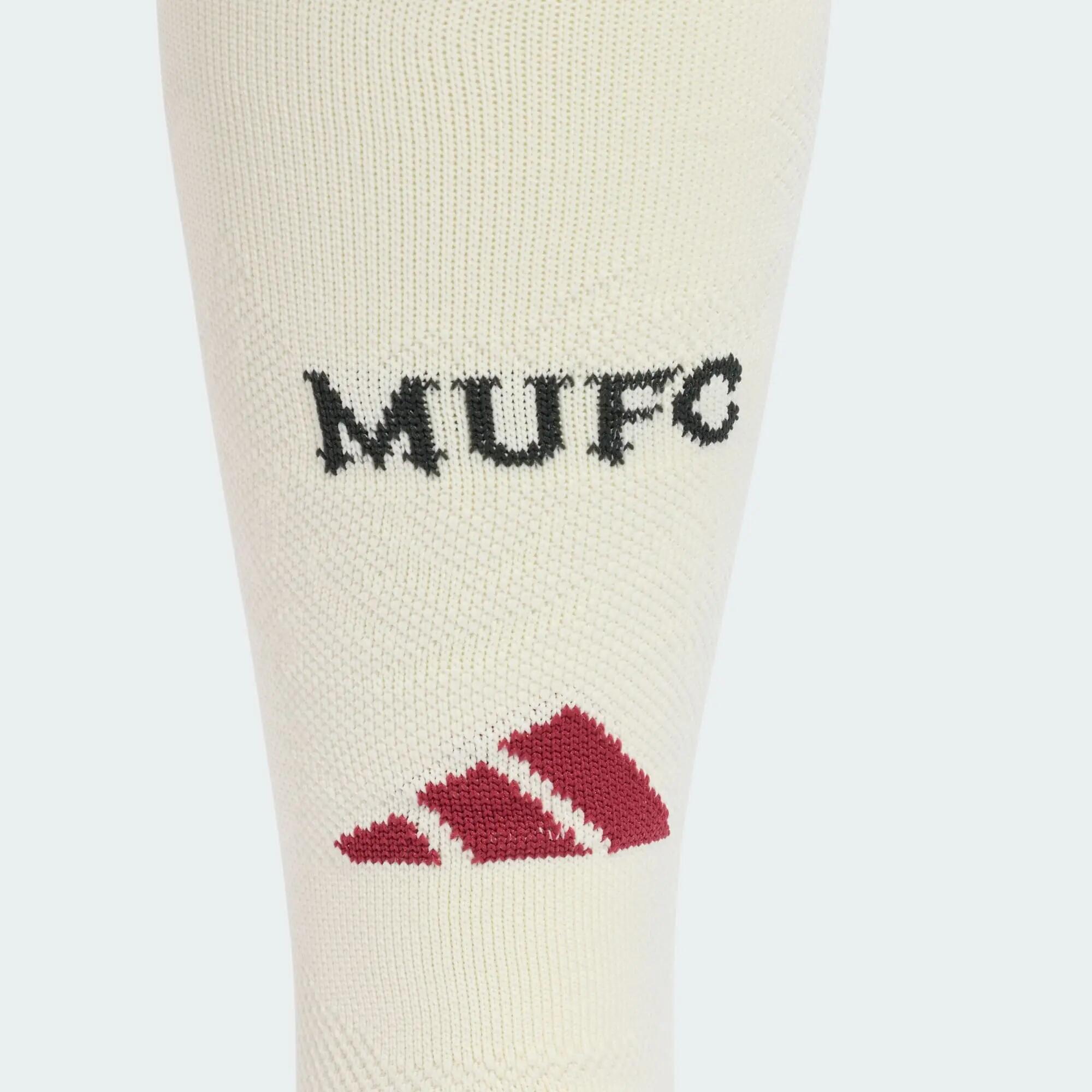 Getry z trzeciego zestawu Manchester United 26/27 4/7