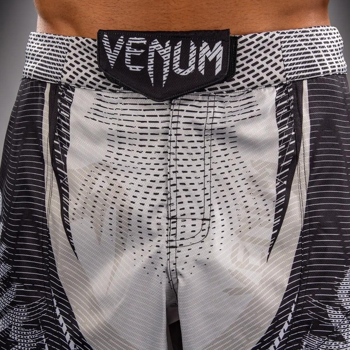 Kampfshorts Venum Galactic 3.0 Weiss/Schwarz XXL 7/9