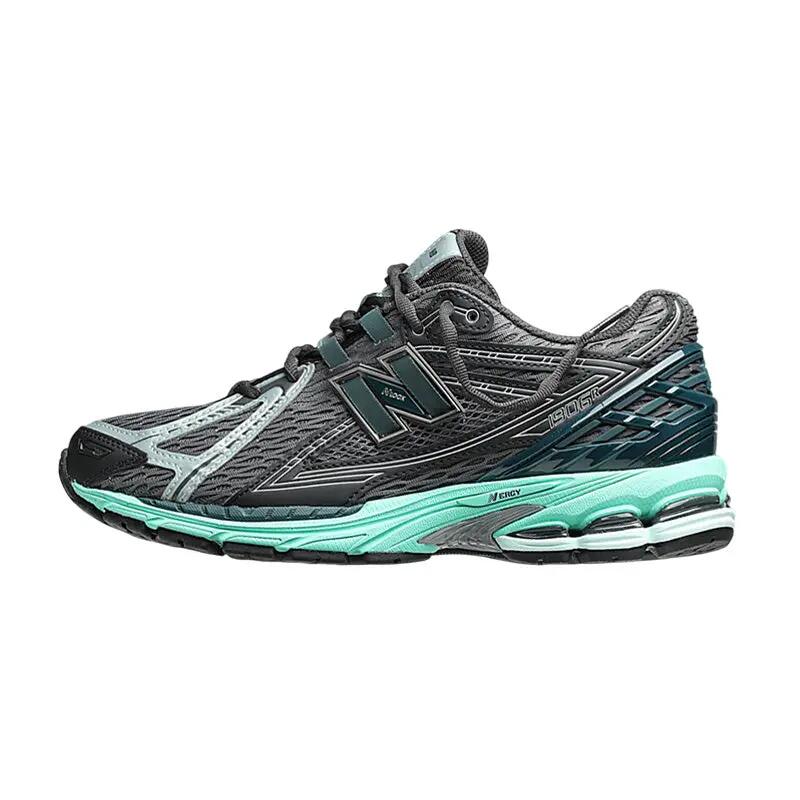NEW BALANCE picture