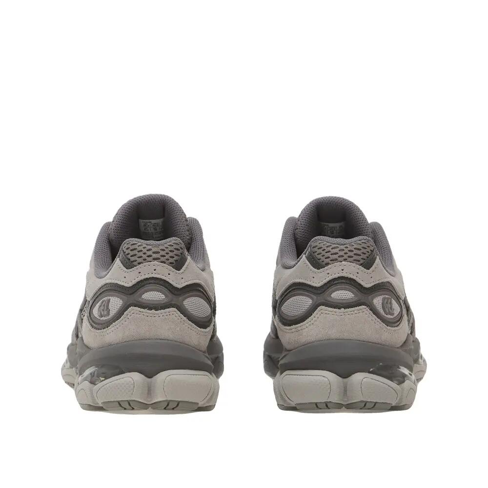 Buty ASICS Gel-NYC 2.0 Szary argile/Cement 4/6