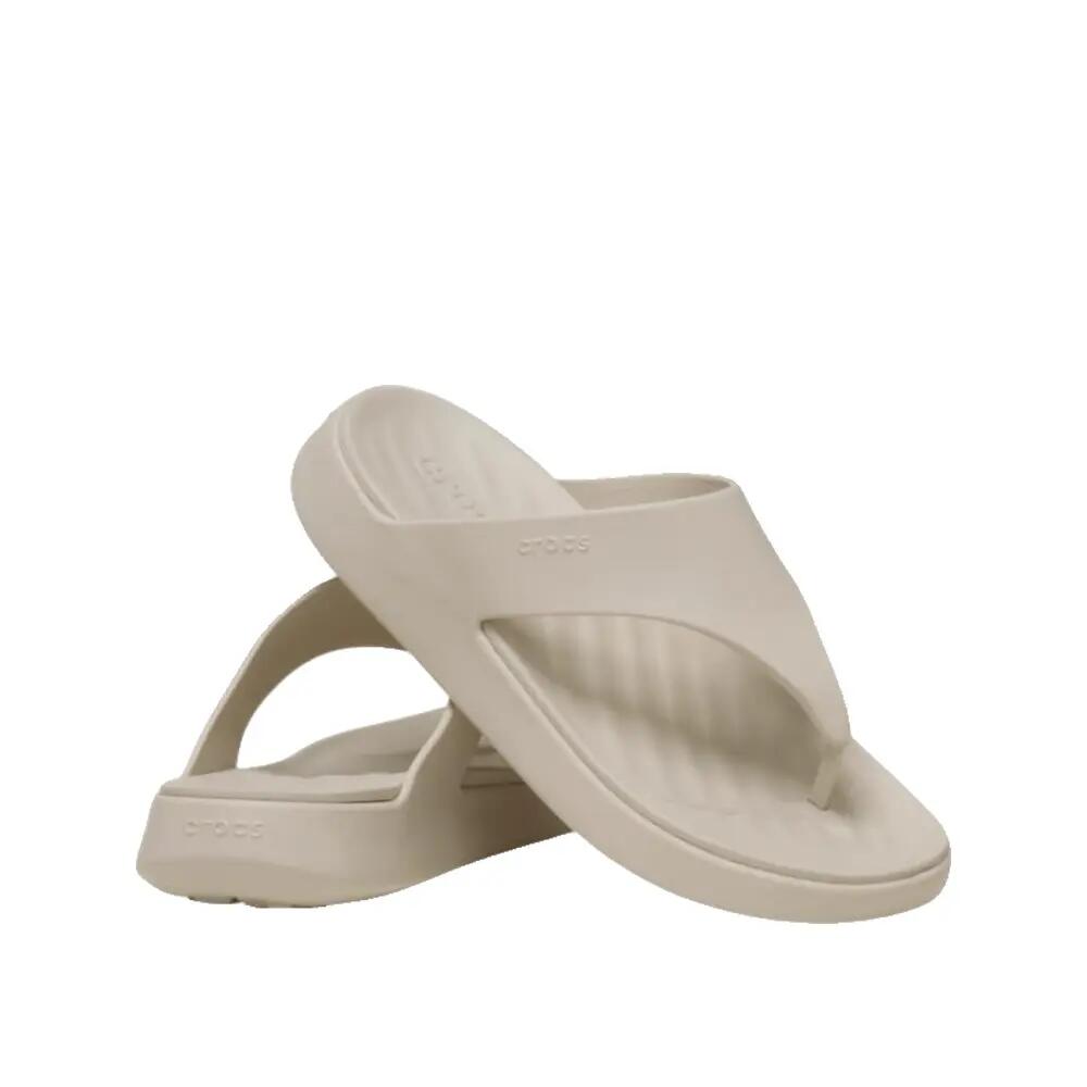 Tenazas Crocs Getaway Triangle Marrón 4/6