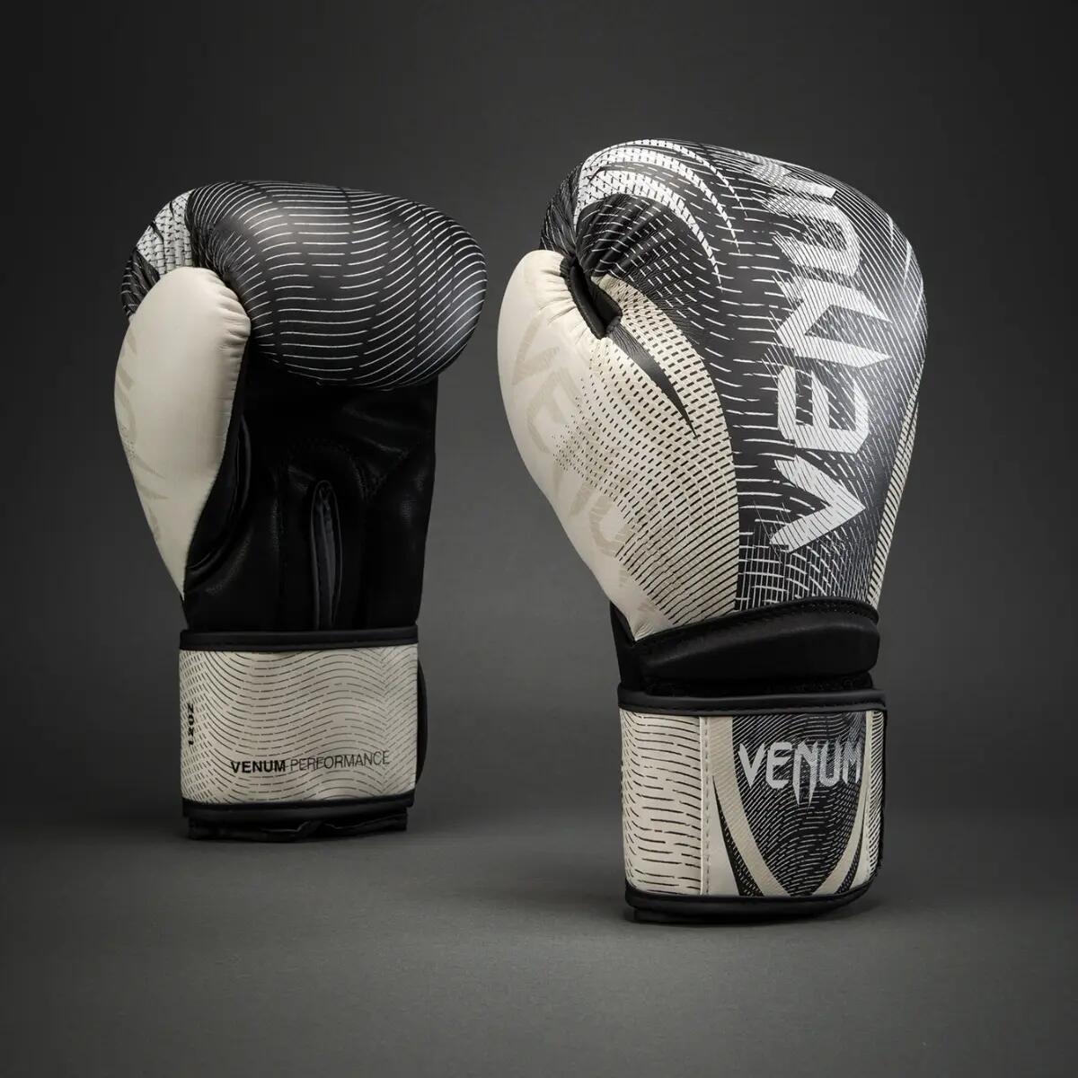 Boxing Gloves Venum Galactic 3.0 Off-white/Black 10oz 2/4