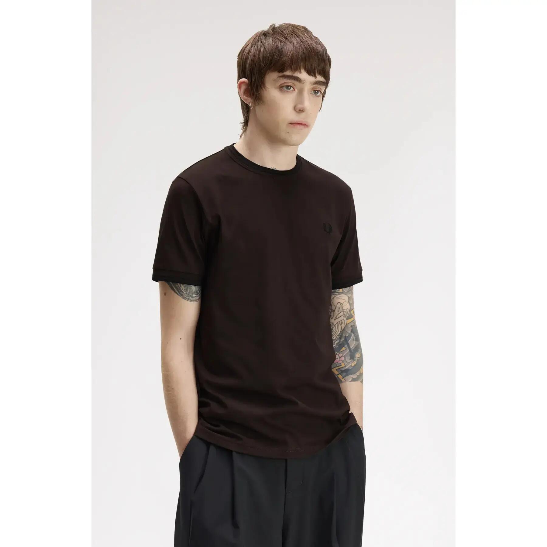 T-shirt com dupla bainha contrastante Fred Perry 5/7