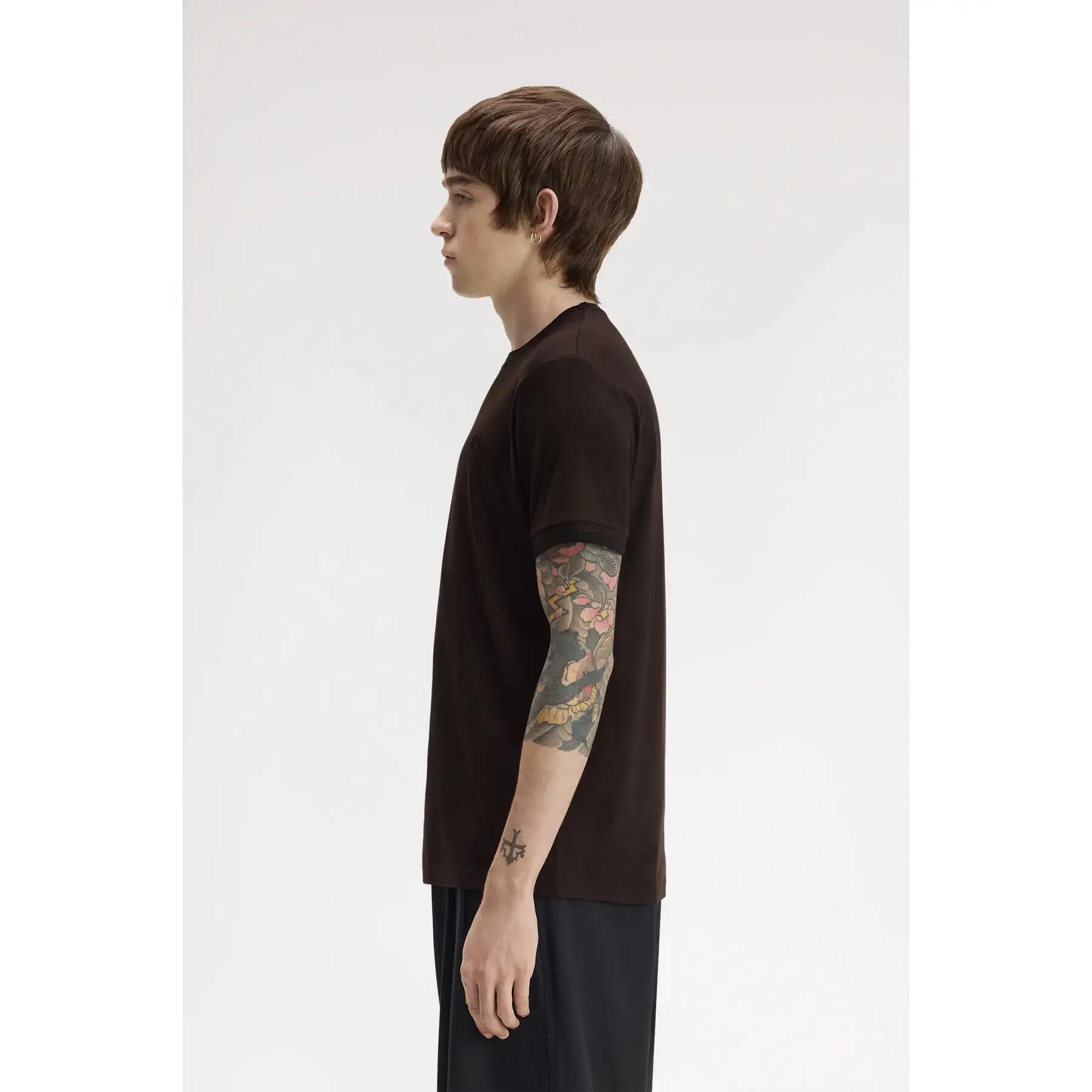 T-shirt com dupla bainha contrastante Fred Perry 4/7