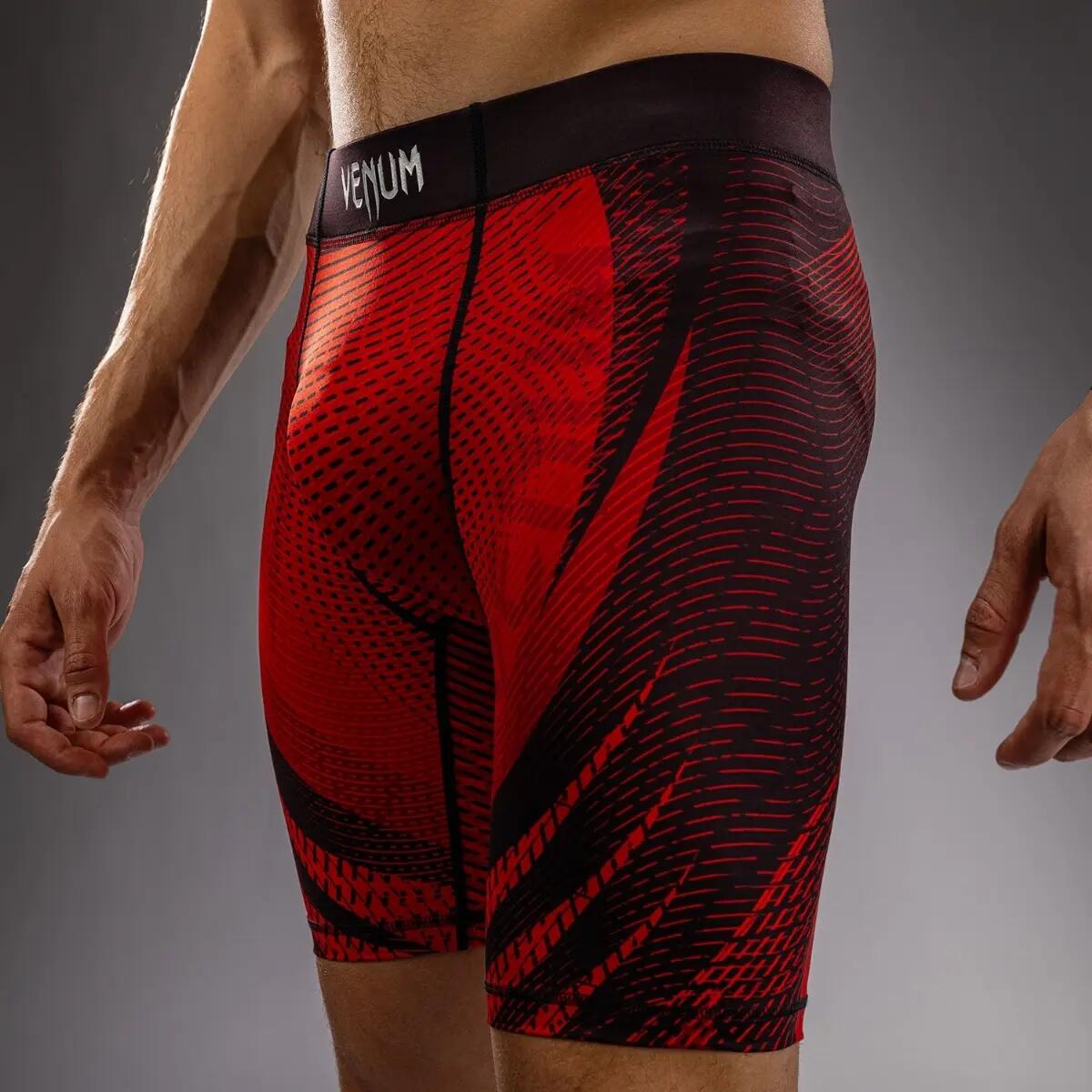 Short Vale Tudo Venum Galactic 3.0 Rouge/Argent L 5/6