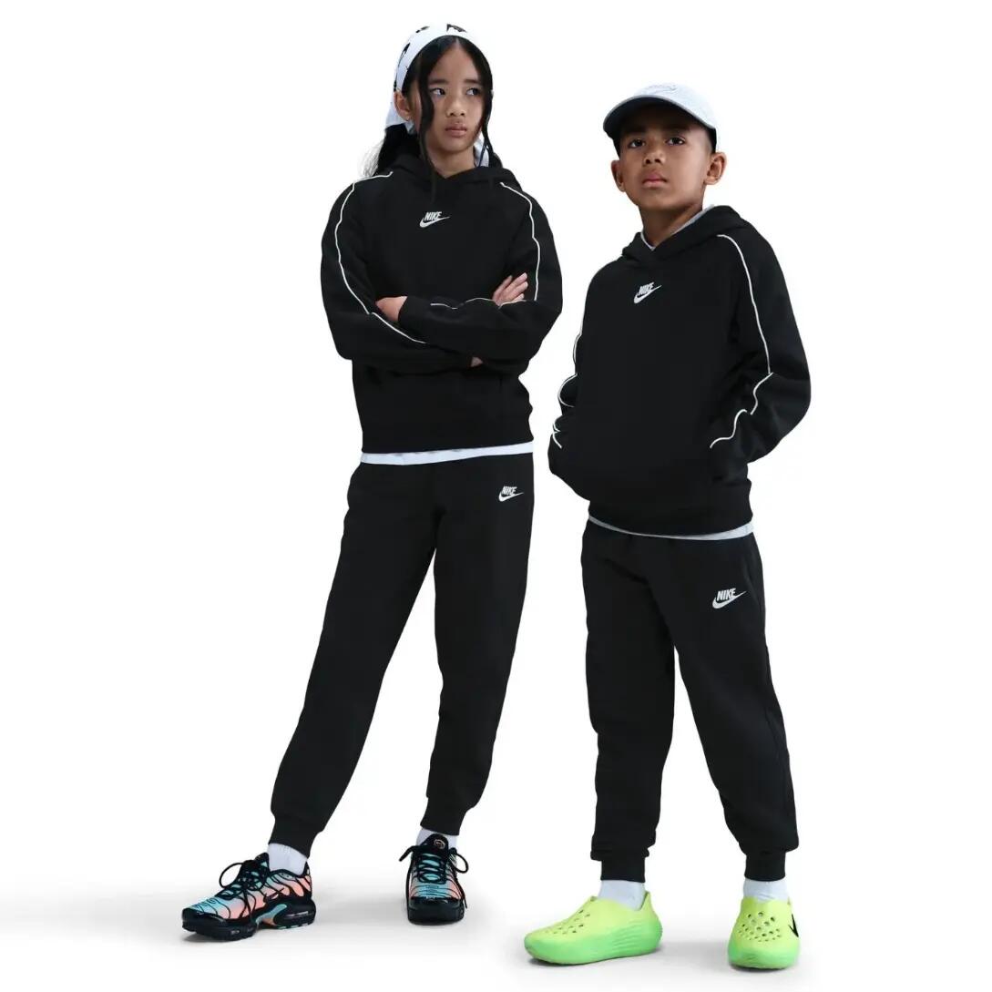 NIKE picture