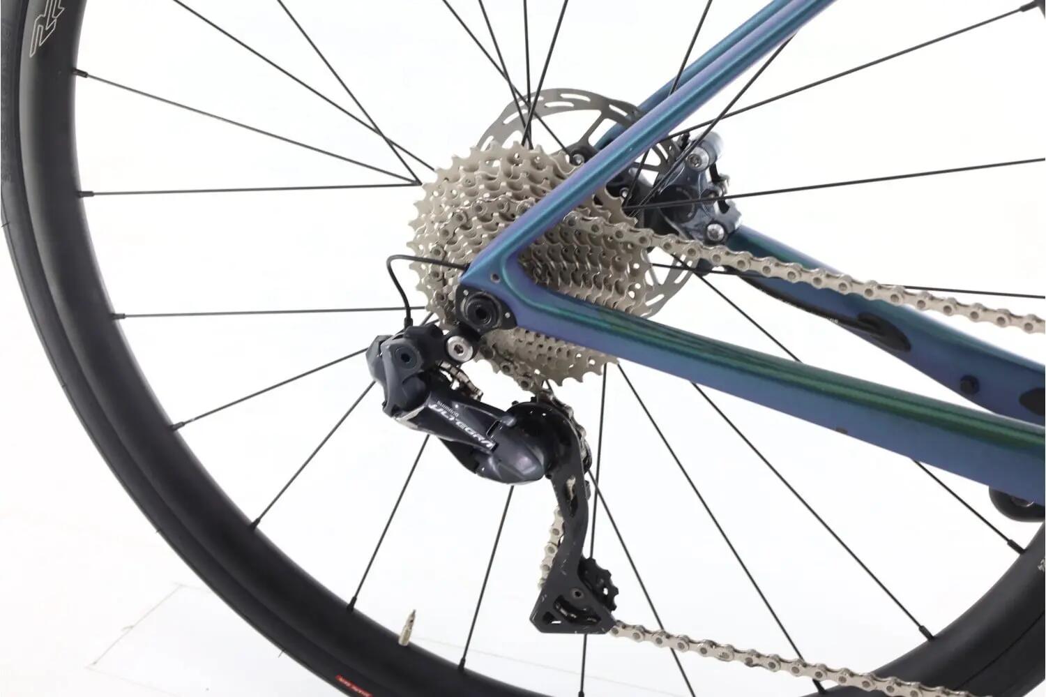 Tweedehands racefiets ·  Defy Di2 11V · Zeer goede toestand 3/8