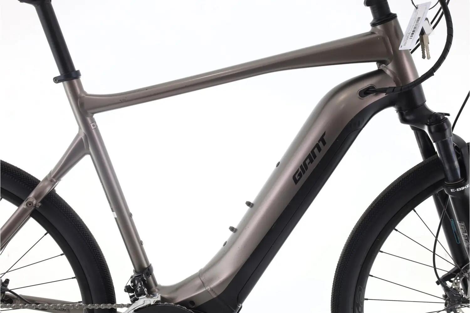 Vélo de ville et loisir reconditionné ·  Explore E+ 0 Pro · Très bon état 2/8