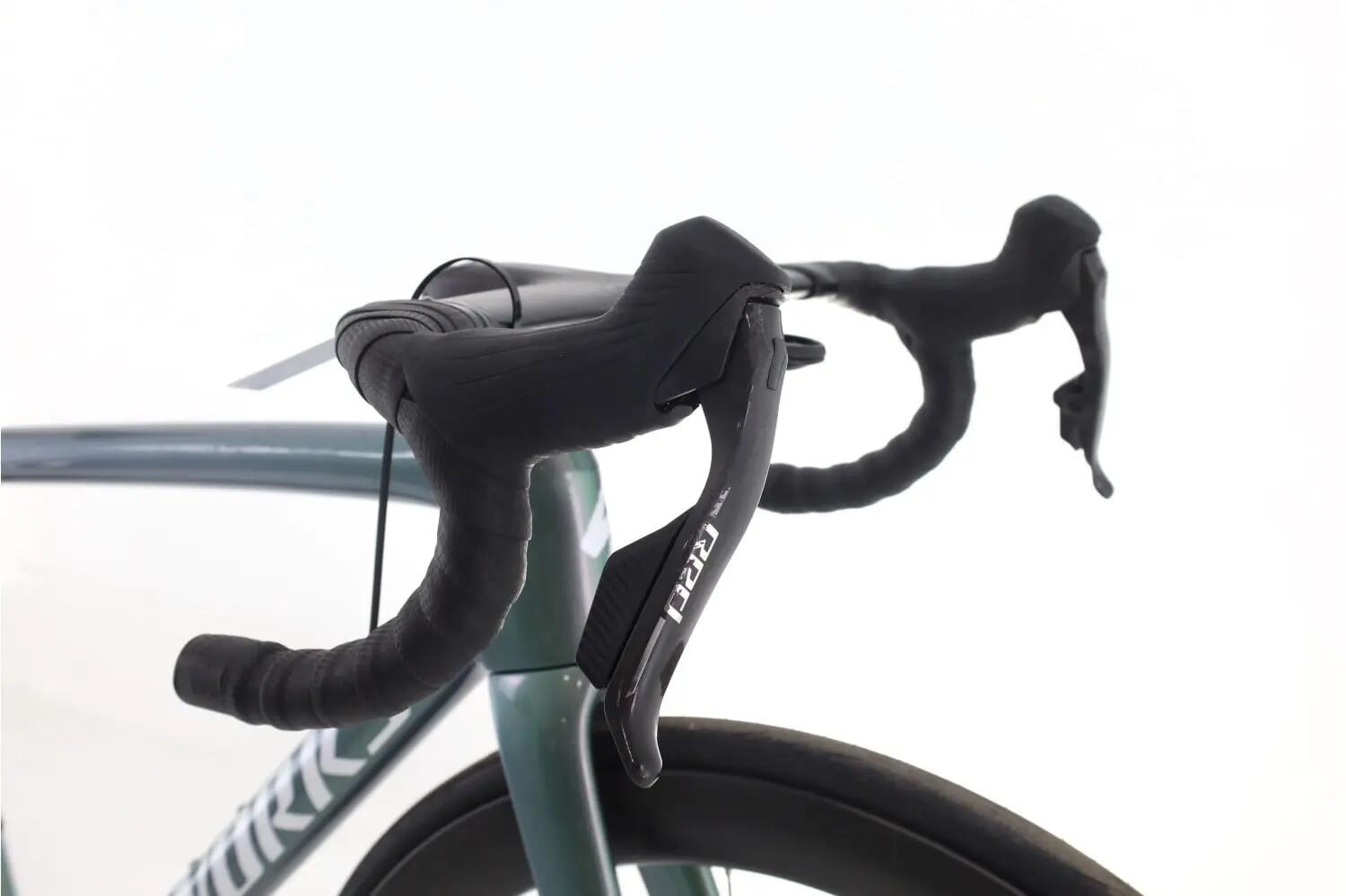 Vélo de route reconditionné ·  Tarmac SL8 S-Works AXS 12V · Très bon état 6/8