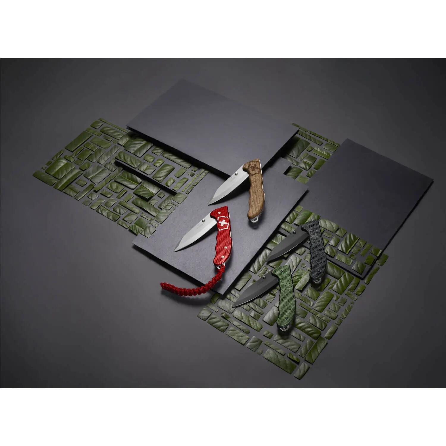 Victorinox Hunter Pro Evoke BSH Alox Olive Taschenmesser 2/3