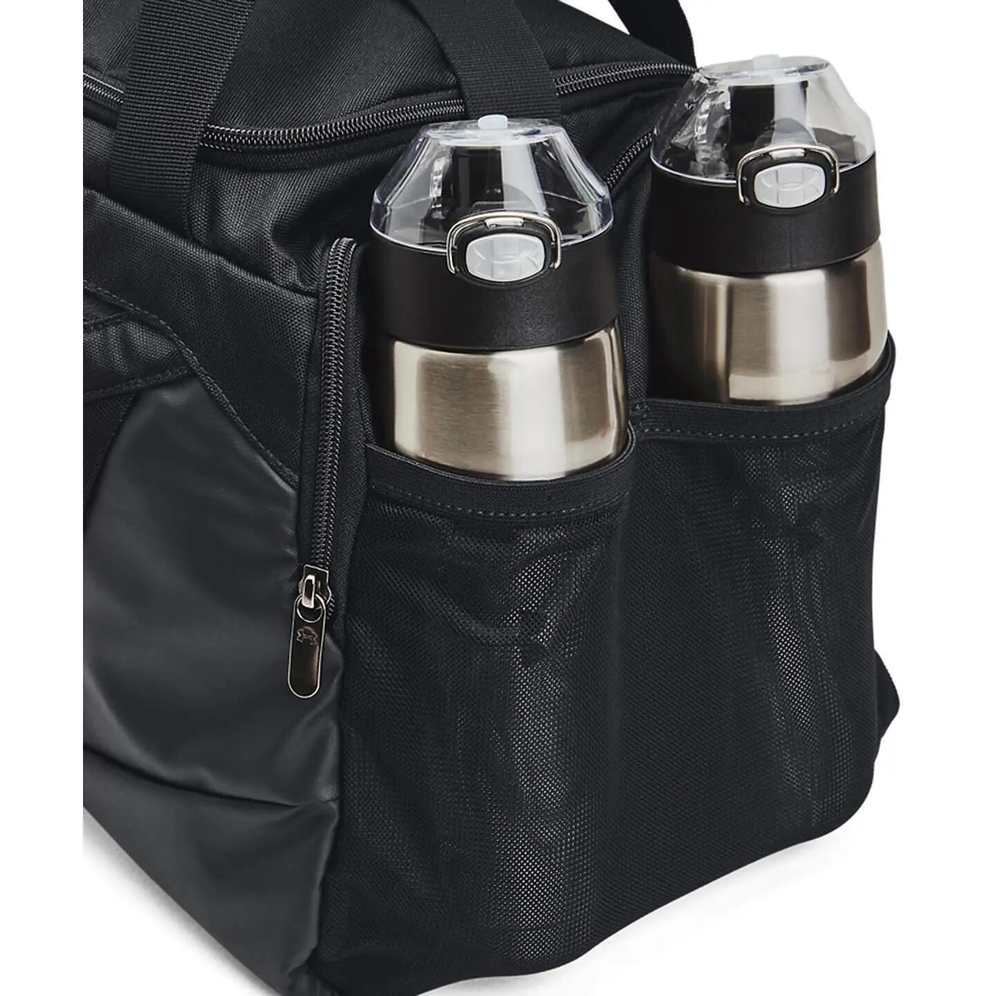 Sac De Sport UNDENIABLE 5.0 (Noir / Argent Métallique) 25,65 cm x 55,12 cm x 6/13