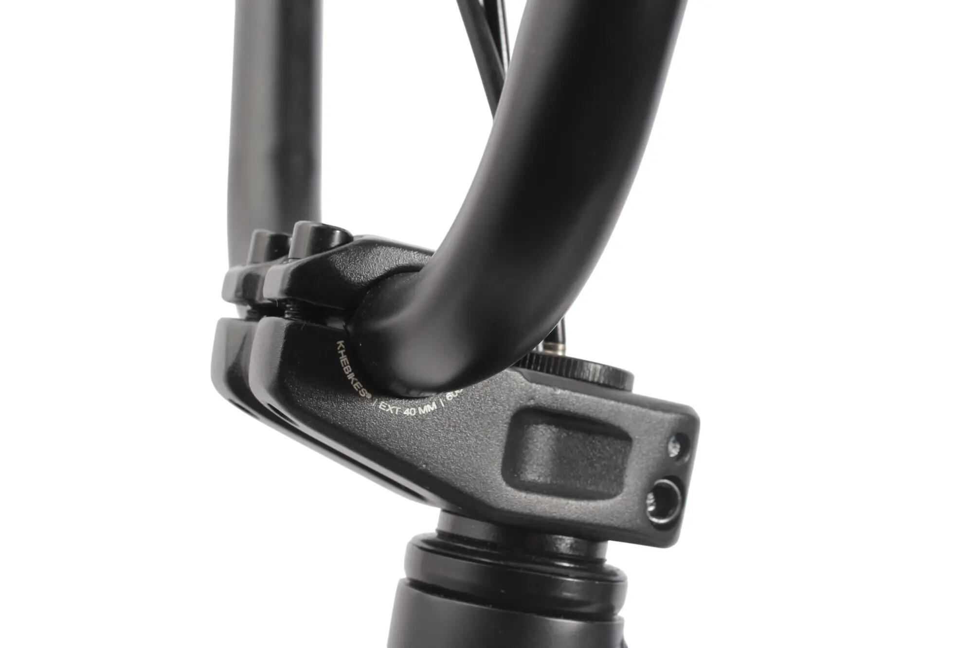 Rower BMX dziecięcy aluminiowy COSMIC AL czarny 20 cali 10,6 kg 14/14