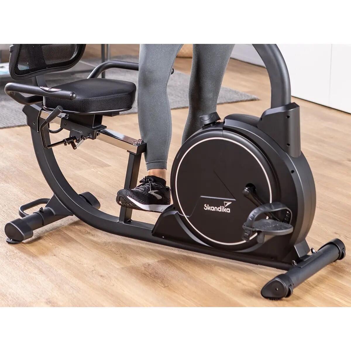 Liege-Ergometer Cykling P8-H Comfort - Magnetbremse - 16 Widerstandsstufen 8/15