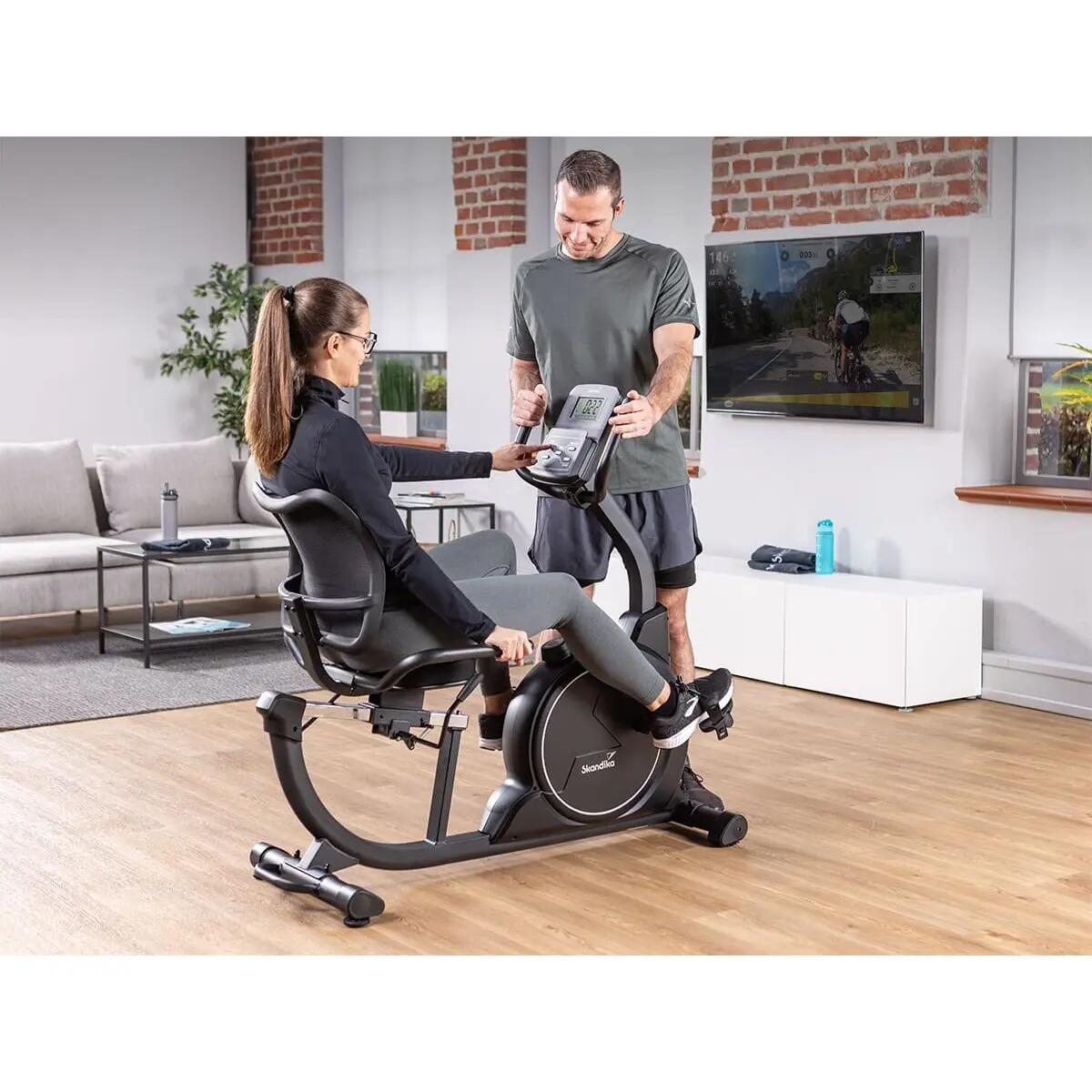 Liege-Ergometer Cykling P8-H Comfort - Magnetbremse - 16 Widerstandsstufen 6/15