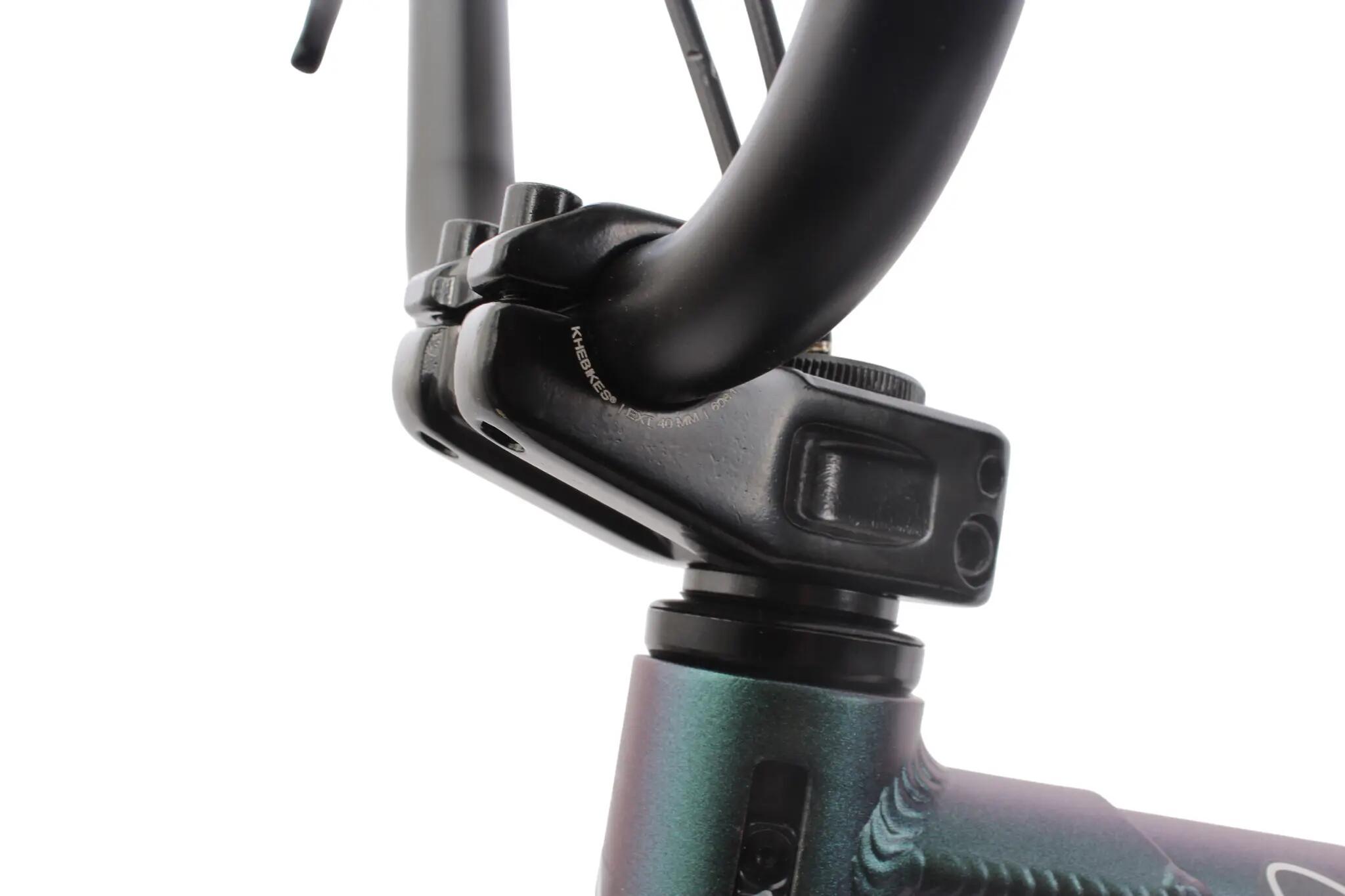 BMX kerékpár alu KHE COSMIC AL 20 col 10,6kg 13/15