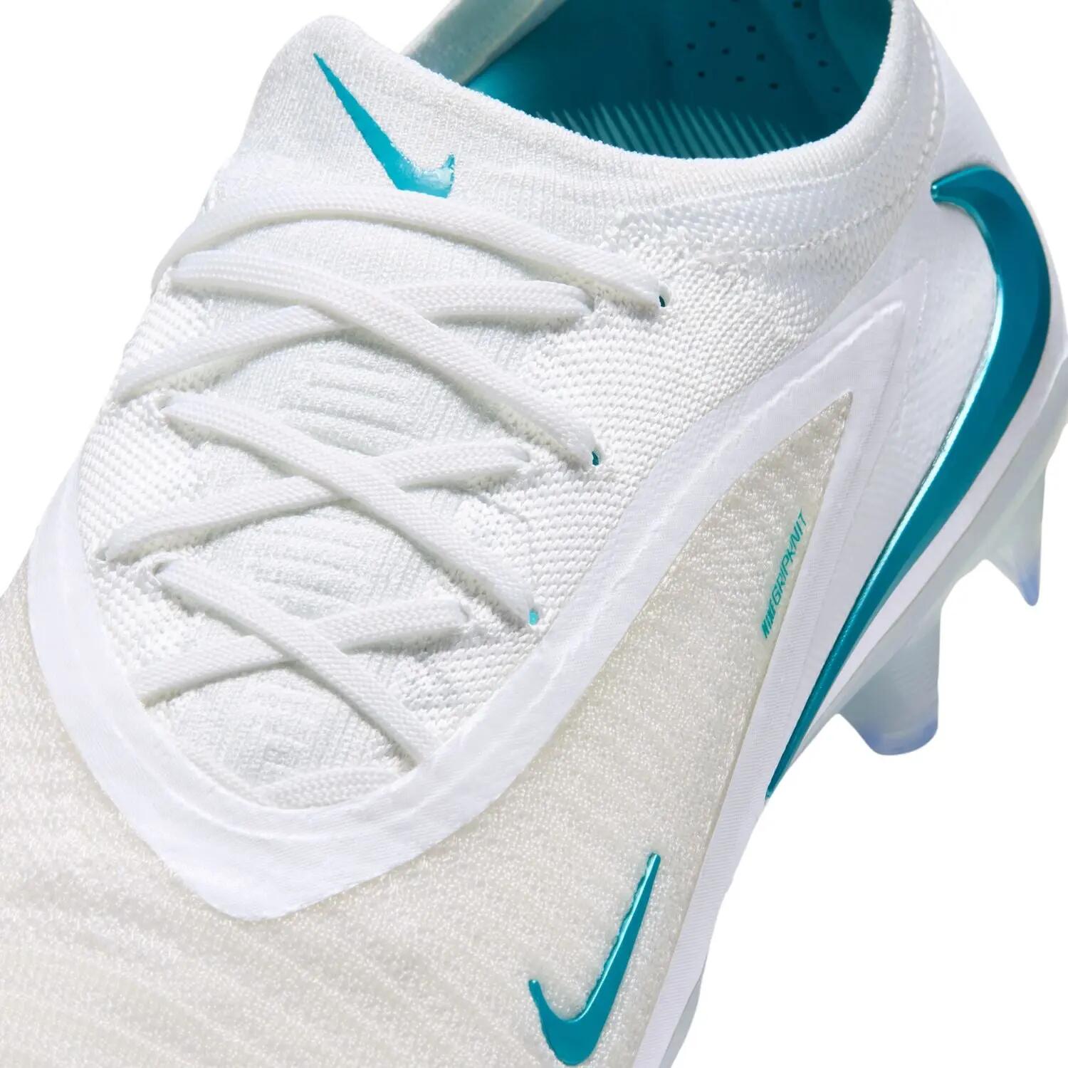 Ghete Fotbal Nike Phantom 6 Low Elite FG 3/12
