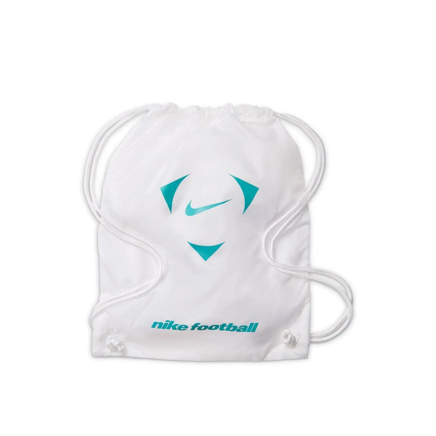 Ghete Fotbal Nike Phantom 6 Low Elite FG 12/12