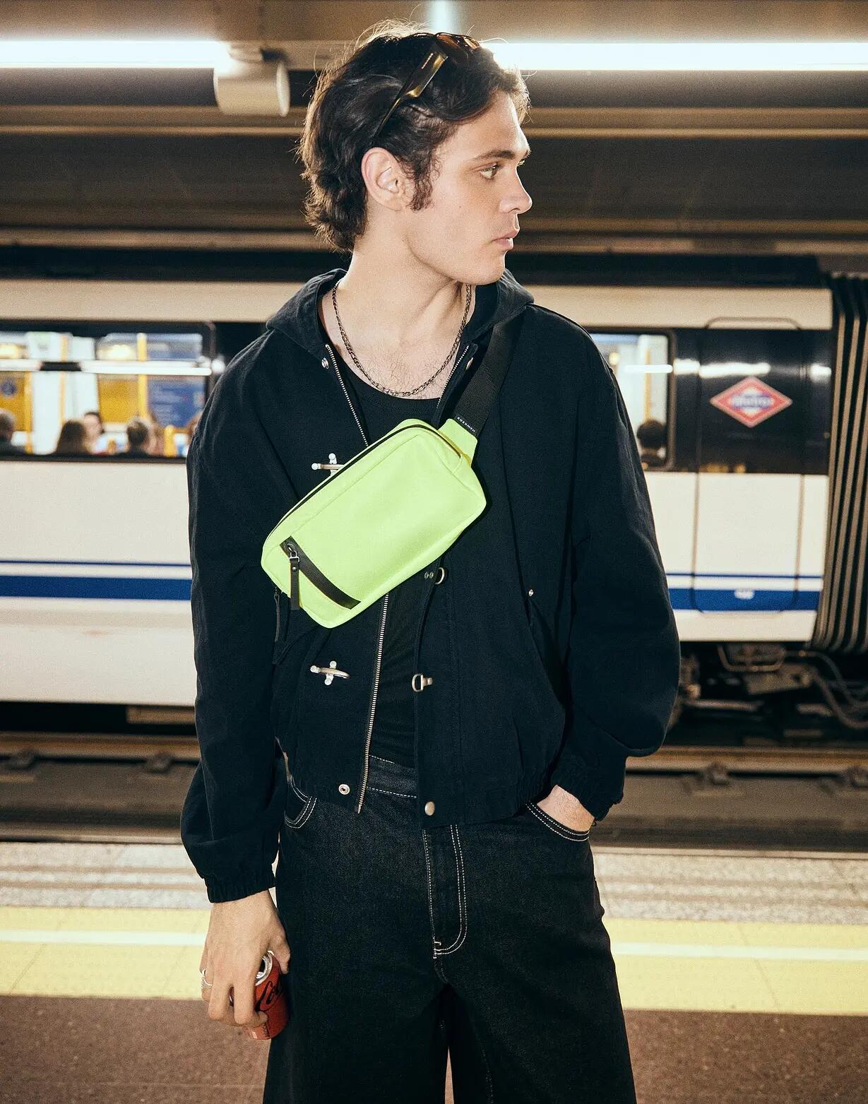 HAWKERS - Marsupio BELT BAG NEON 4/7
