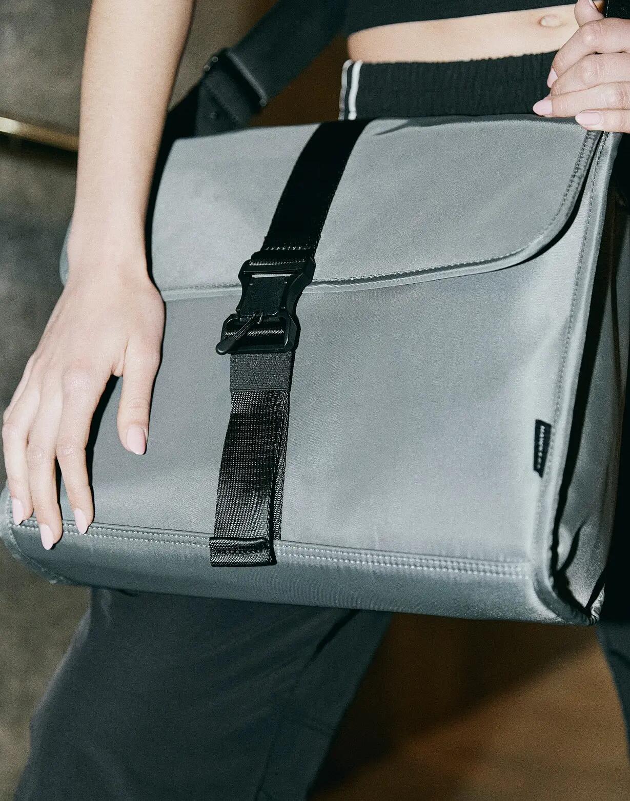 HAWKERS - Sac messager MESSENGER BAG OLIVE 6/7
