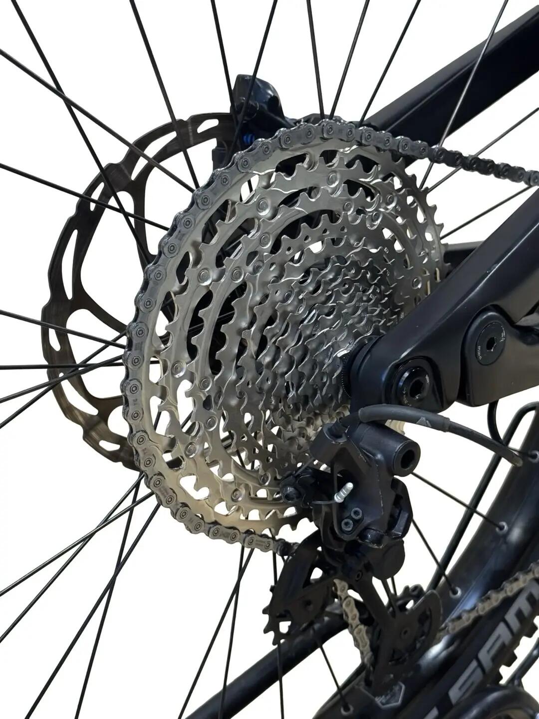 Segunda vida - Bicicletas E-montanha Canyon Spectral:ON CF 8 XT - Como novo 13/13