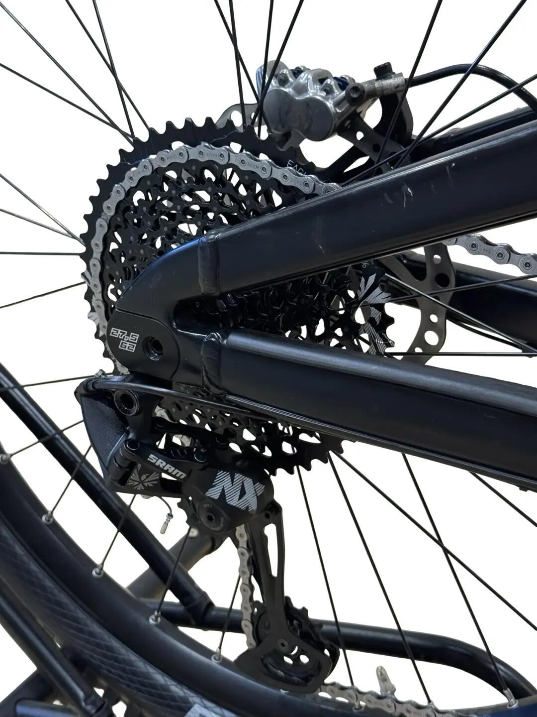 Segunda vida - Bicicletas E-montanha Propain Ekano Sram NX - Como novo 12/13
