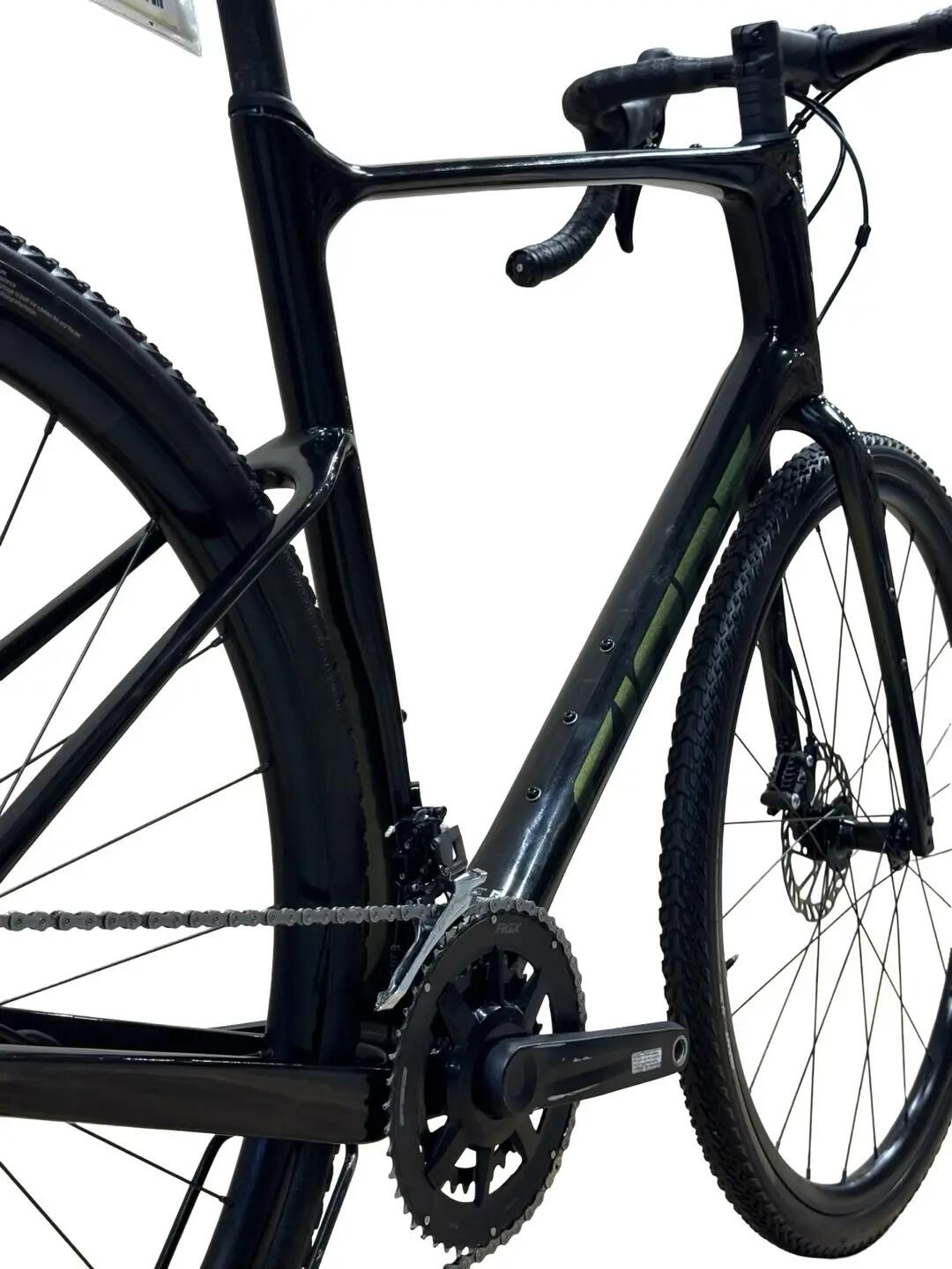 Segunda Vida - bicicleta de gravel Giant Revolt Advanced 2 GRX - Como nuevo 9/12