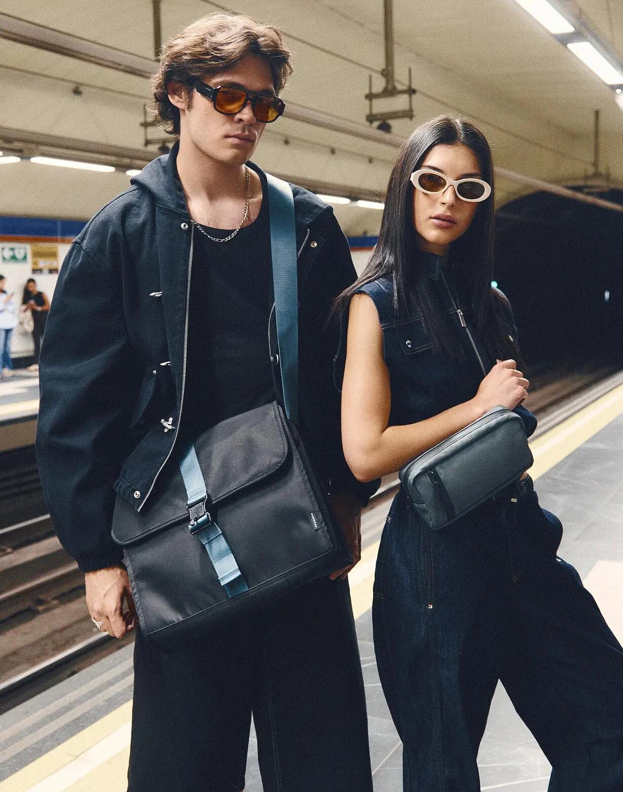 HAWKERS - Borsa a Tracolla MESSENGER BAG BLACK TEAL 6/7