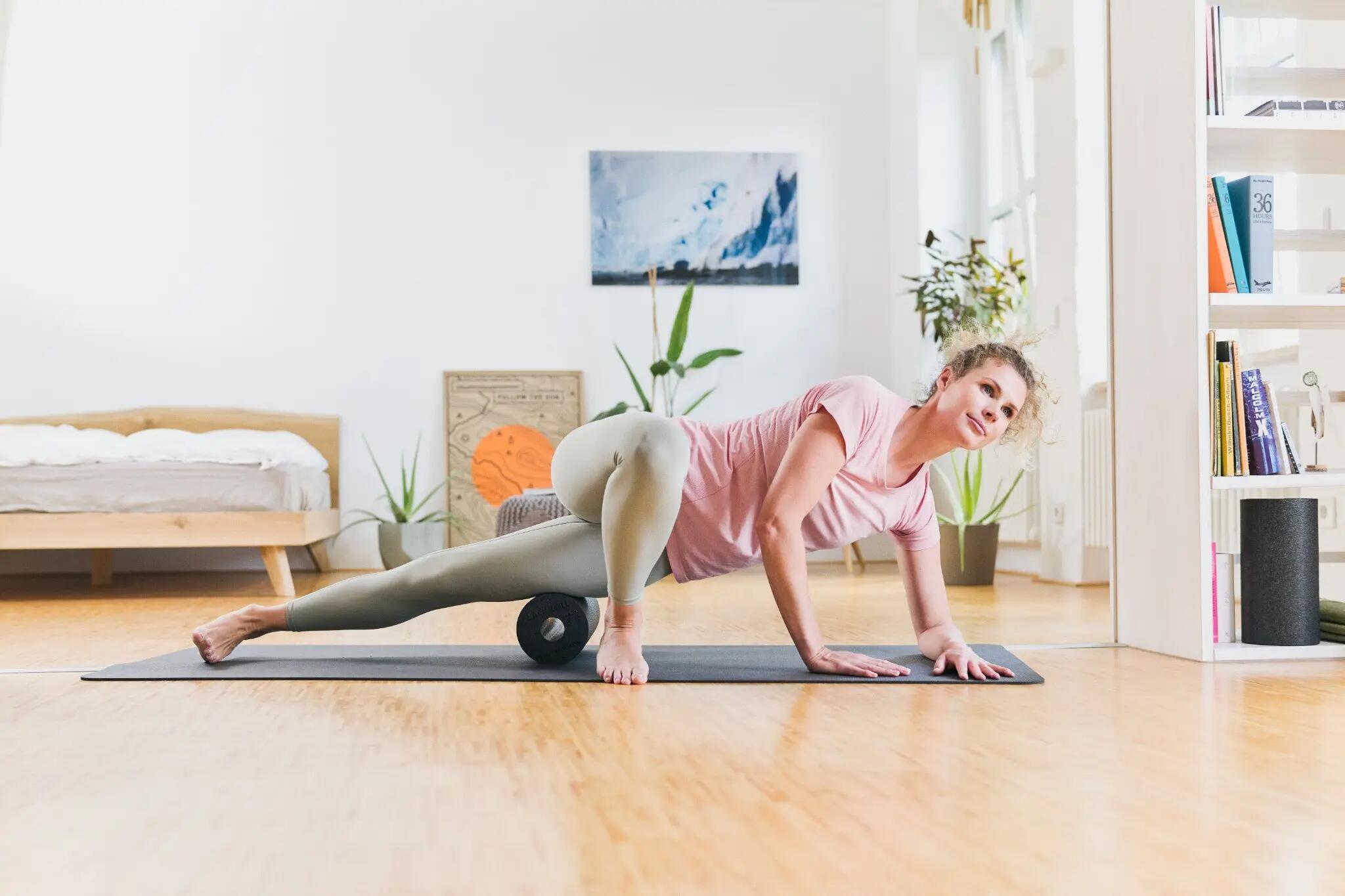 Standard Foam Roller - 30 cm - Nero / Bianco / Blu 4/11