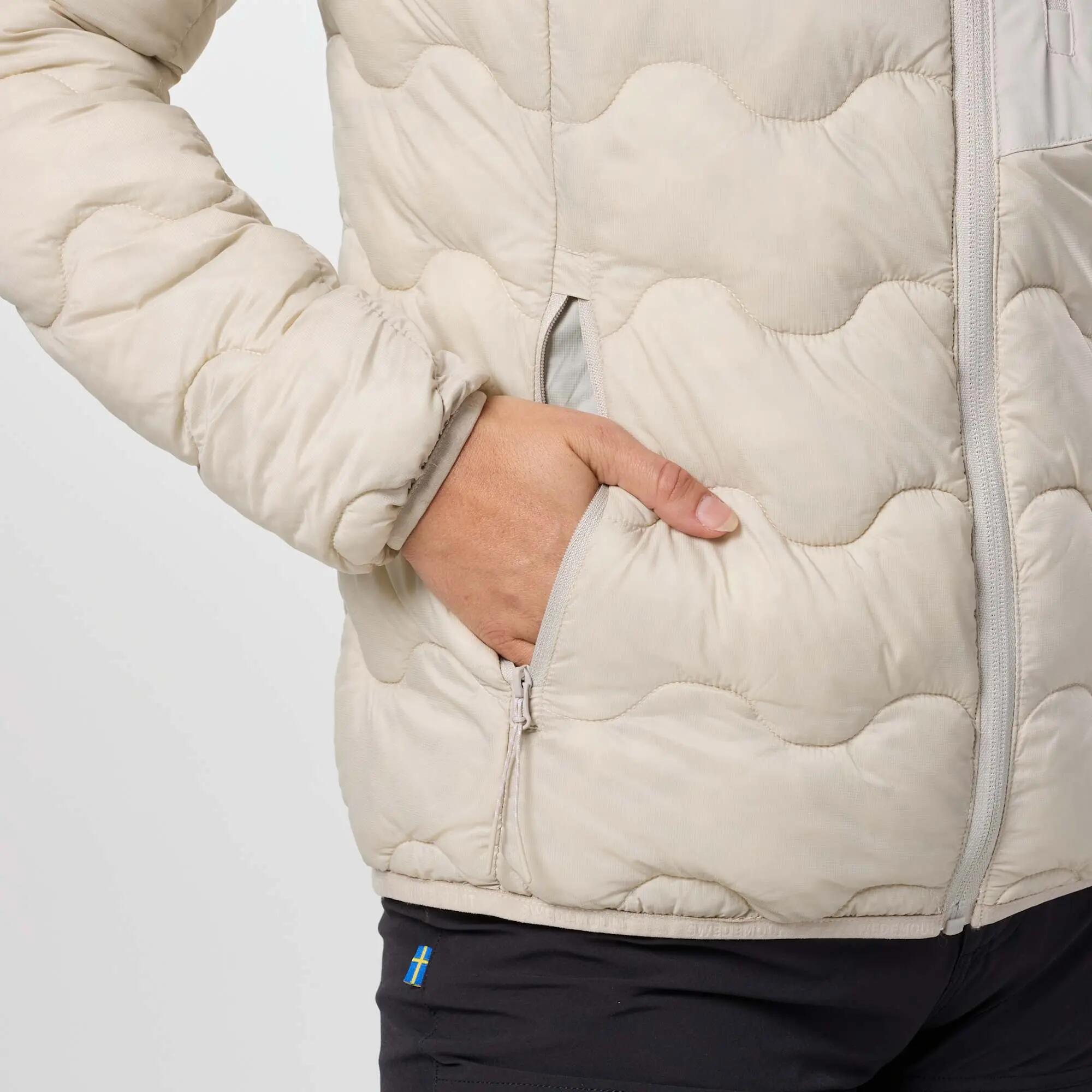 Kurtka Outdoor  Kobieta  Wiatroszczelny 6/8