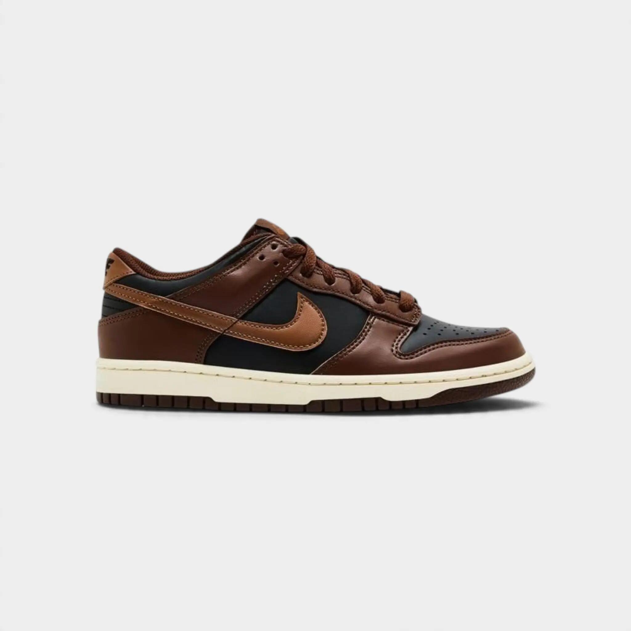 NIKE picture