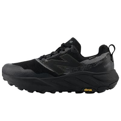 Trail schoenen new balance fresh foam hierro v9 zwart