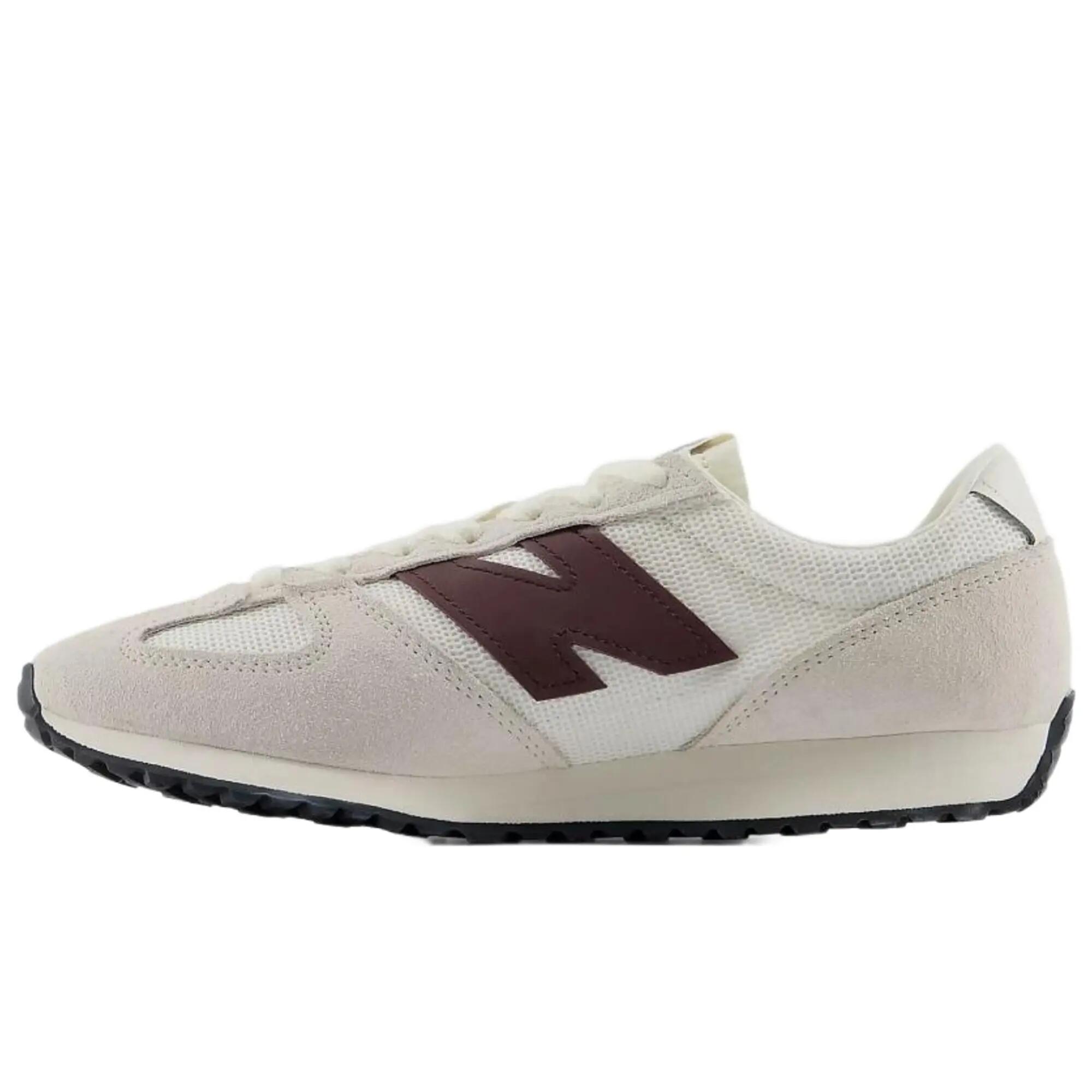 NEW BALANCE picture