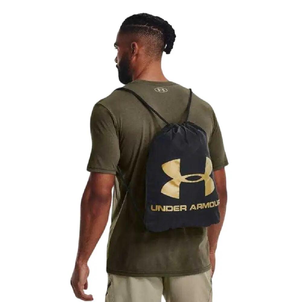 UNDER ARMOUR picture
