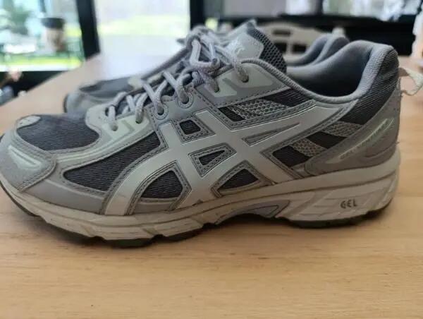 Tussen Particulieren - Asics-sportschoenen 4/6