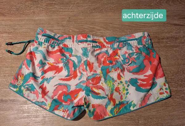 Tussen Particulieren - Splinternieuwe zwemshort van O'Neill 2/5