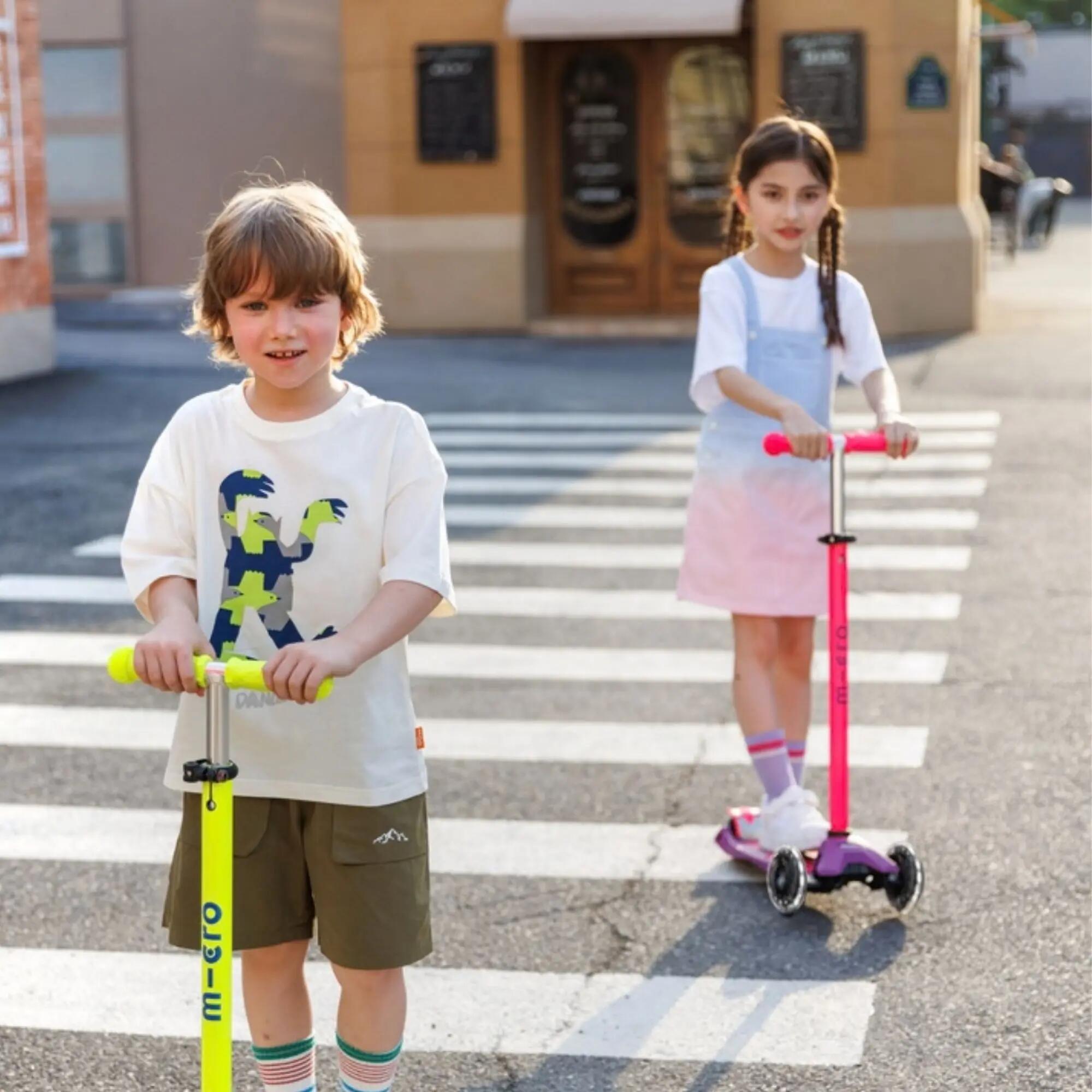 Monopattino - Città - Bambini - Pieghevole con illuminazione LED 6/7