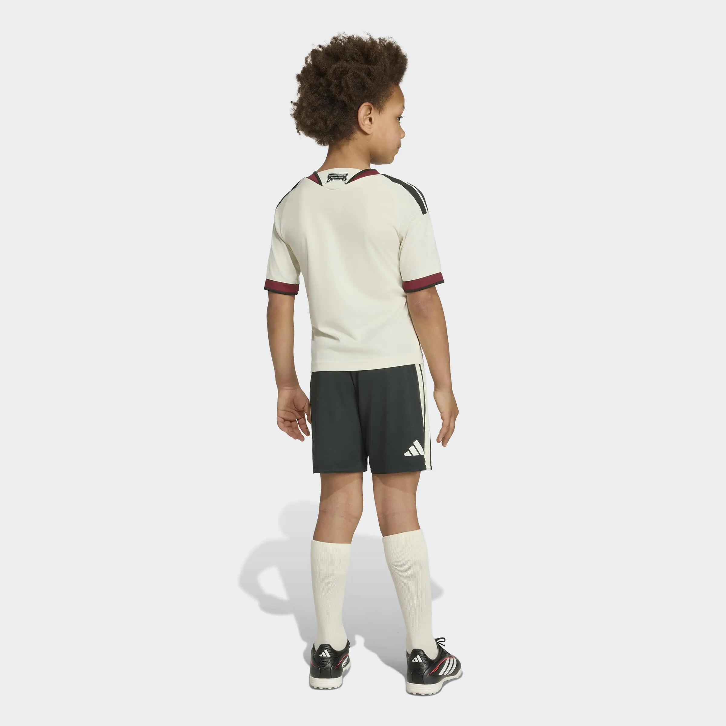 Manchester United 26/27 Kids Ausweichausrüstung 8/12