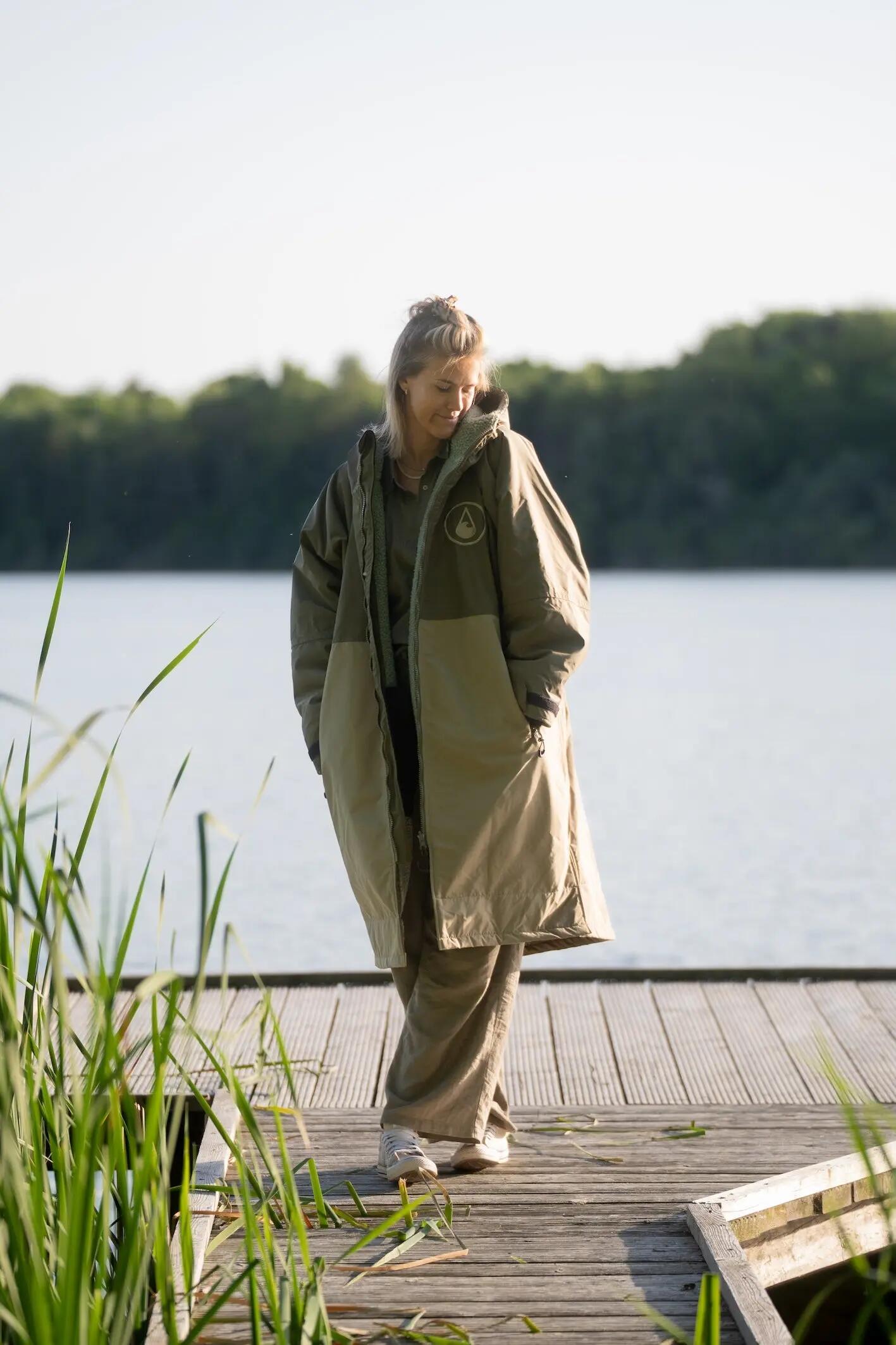 Wave Hawaii Storm Poncho Yukon Green S - M  WH4124SM Vert 120 x 85 cm 2/9