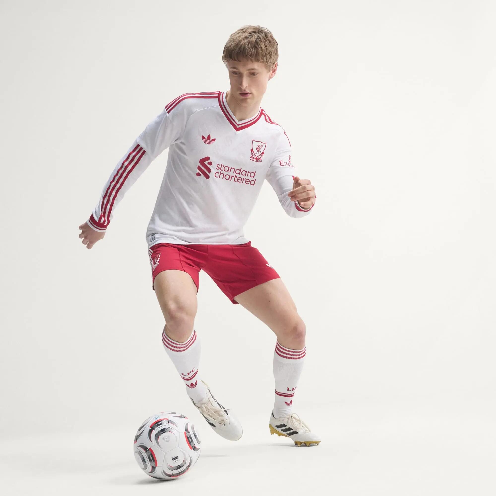FC Liverpool 26/27 Authentic Auswärtstrikot, langärmelig 4/15