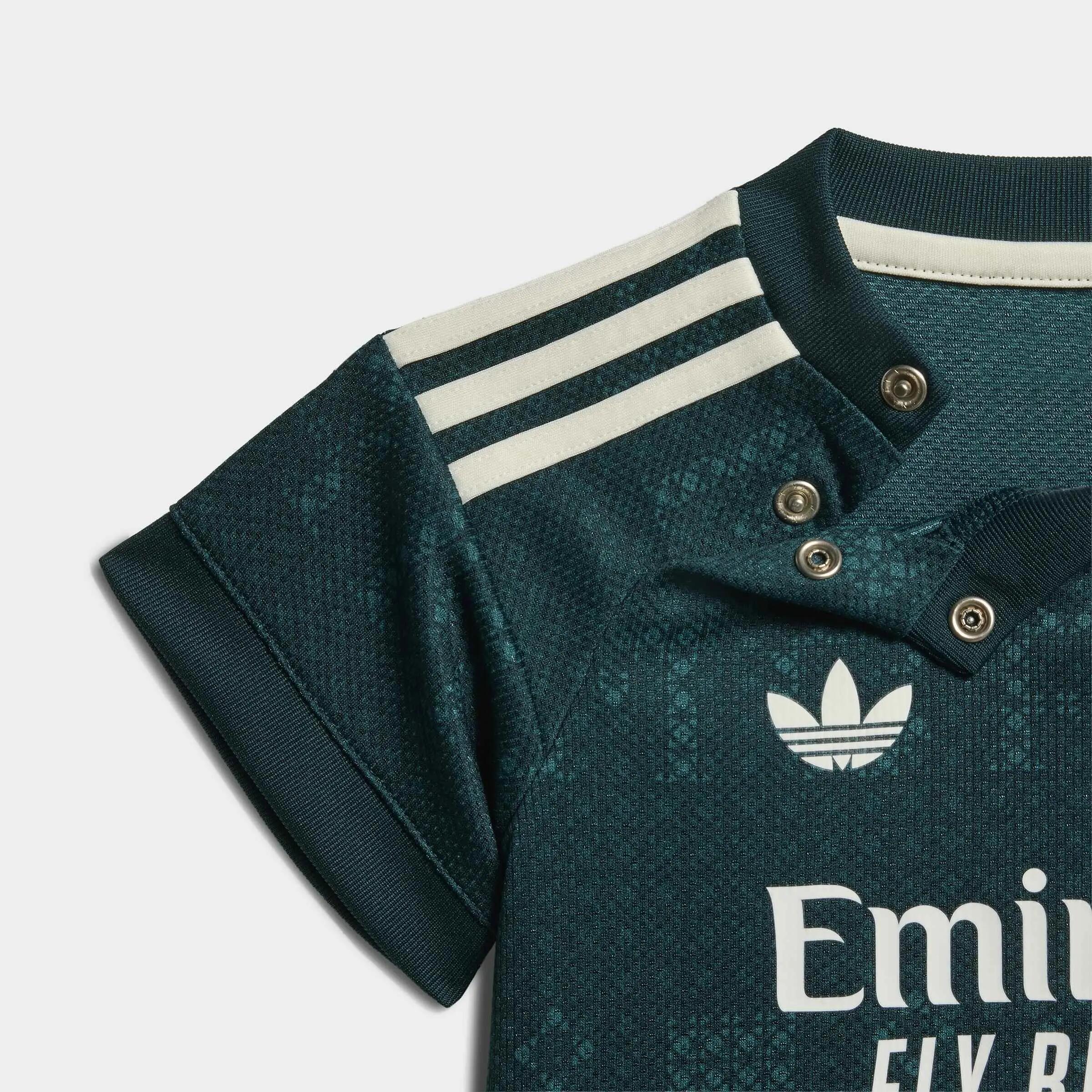 Kit Away Real Madrid 26/27 neonato 2/9