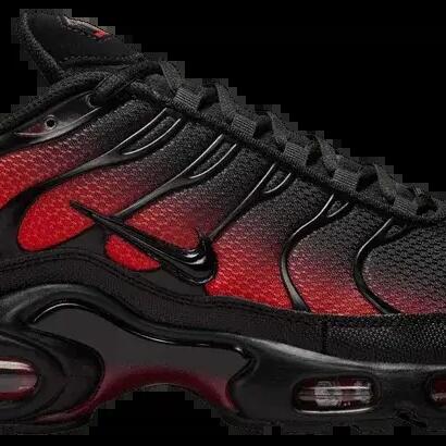 Herren - Sneaker - Air Max Plus - Black Light Crimson - Schwarz