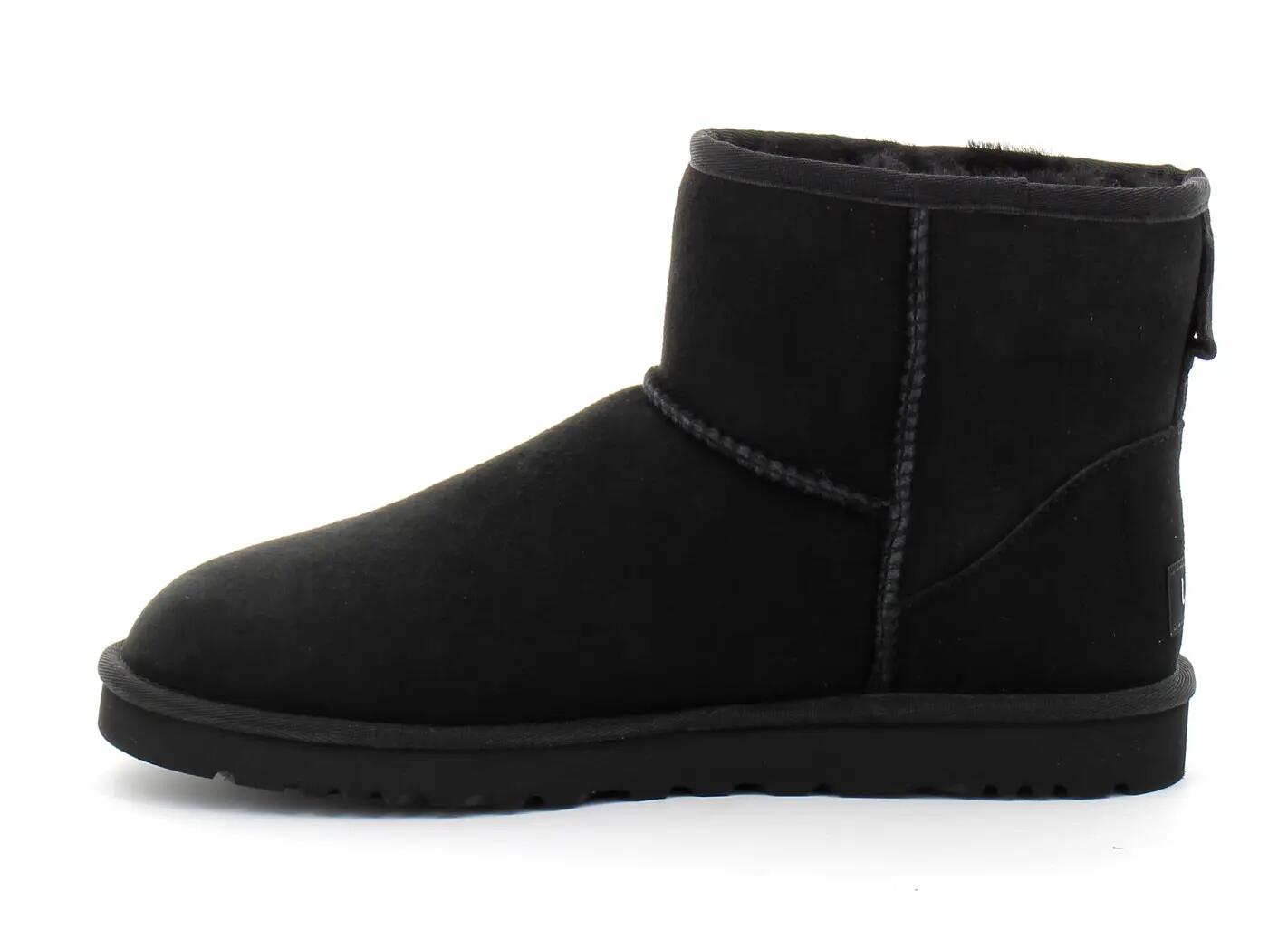 UGG Classic Mini Boot, Black, EU 41, Men's 3/5
