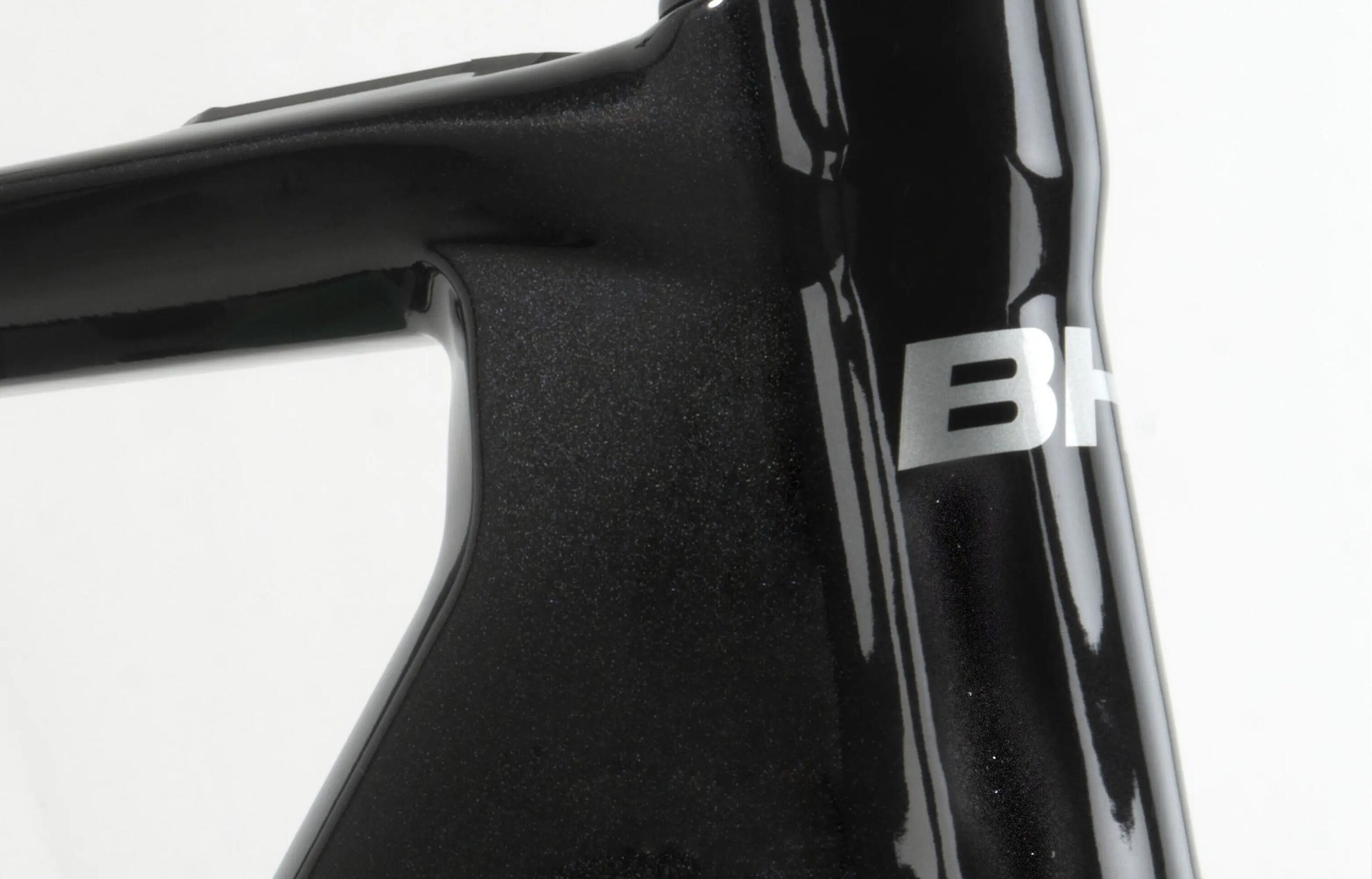 Bicicleta eléctrica Bh IRs1 Carbon 1.6 (2027)negro-rojo 2/3