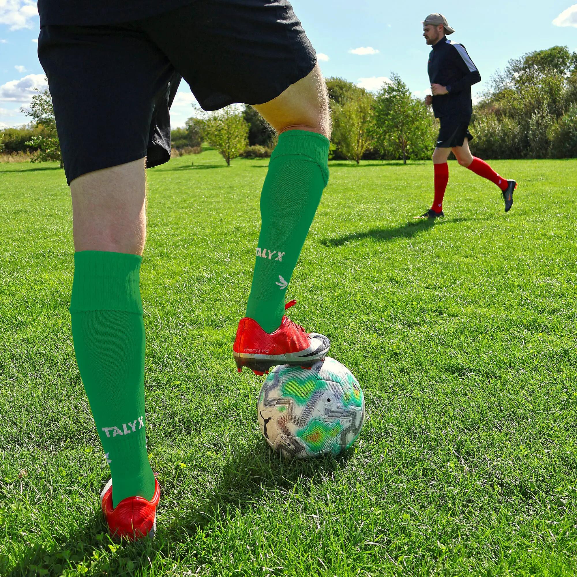 1 Pack Mens Cushioned Moisture Wicking Football Socks 5/5