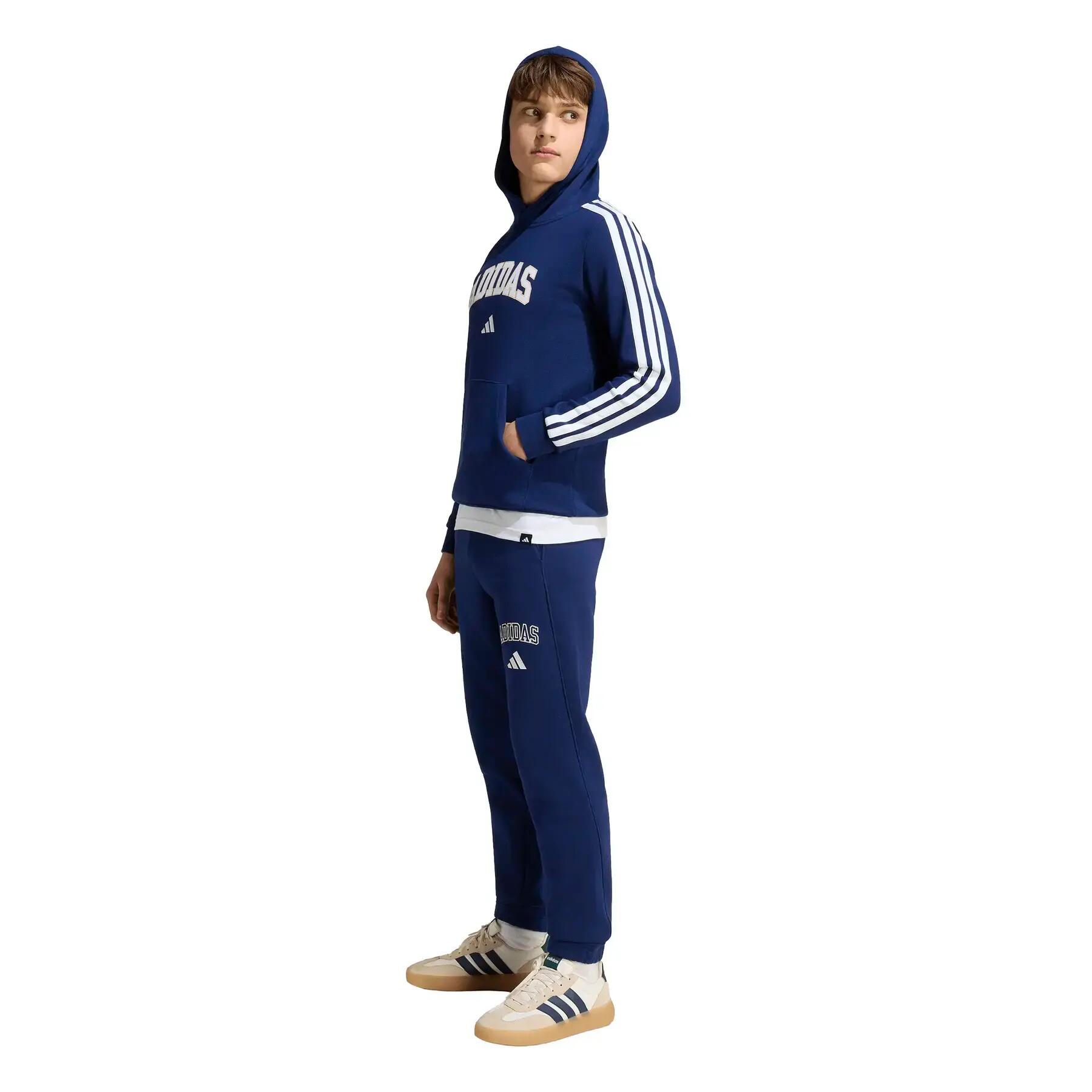 Fleece-Sweatshirts für Jungen von Adidas in Collegiate Marineblau. 6/7