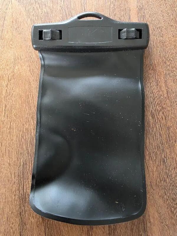 Entre Particuliers - Housse de protection imperméable pour smartphone H 2/4