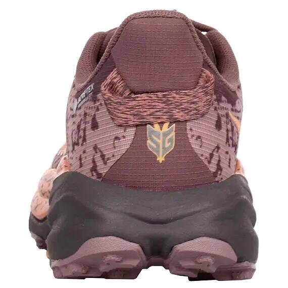 Shoes  One One Speedgoat 6 Gore-Tex Smoky Quartz Quartzite 4/4