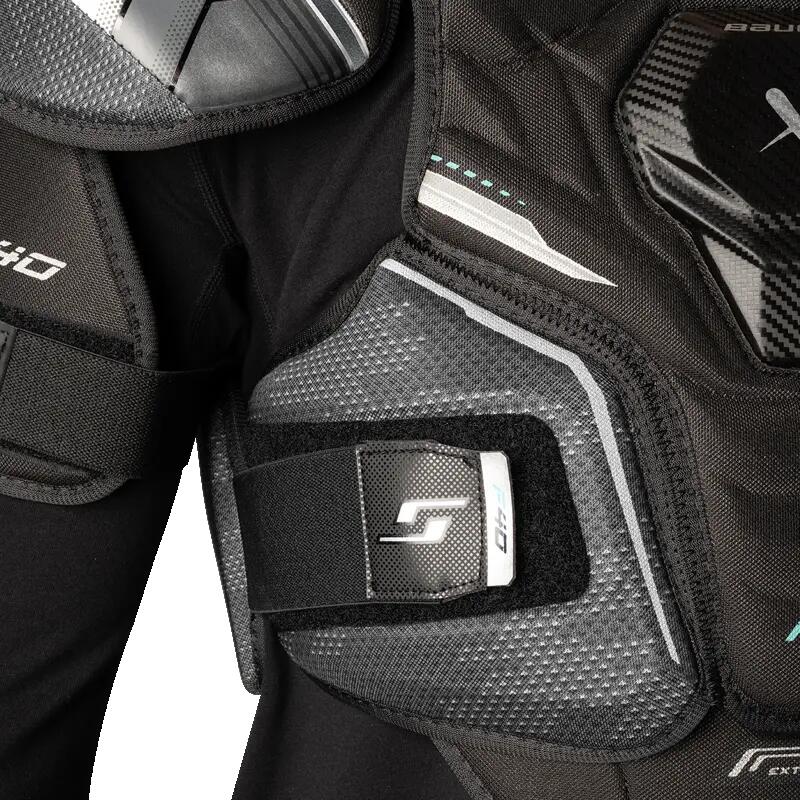 BAUER Supreme F40 Senior black adult Hockey Shoulder Pads 5/8